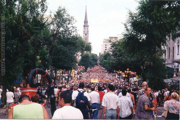 440000 personnes - 440000 people